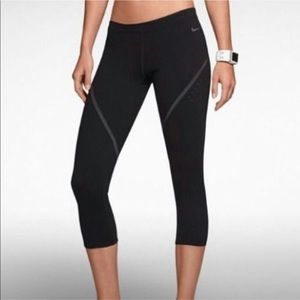 Nike Women's LUXE Reflective Running Tights